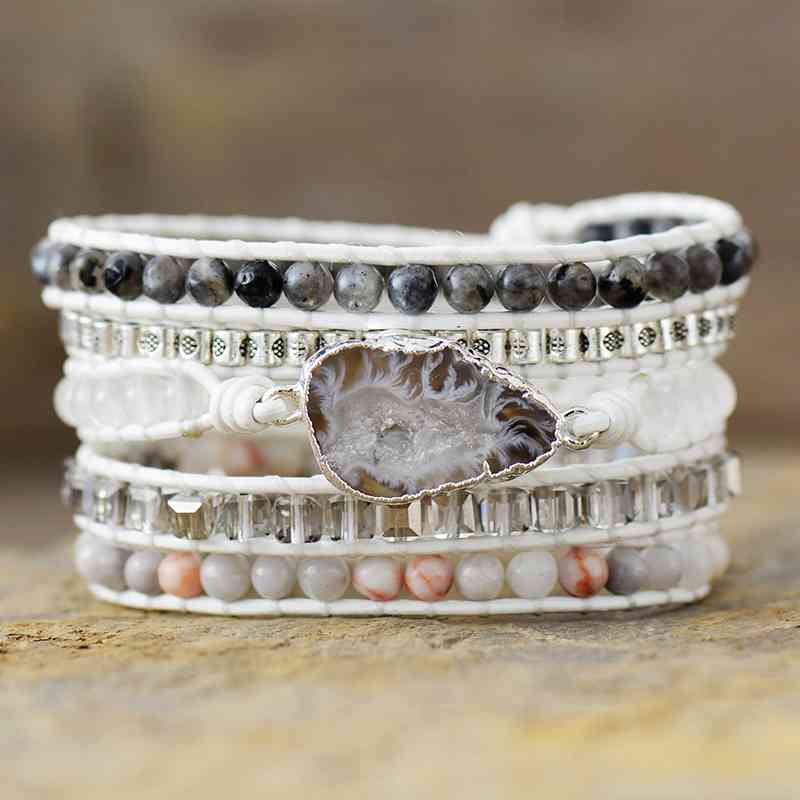 Bracelet superposé en pierres naturelles